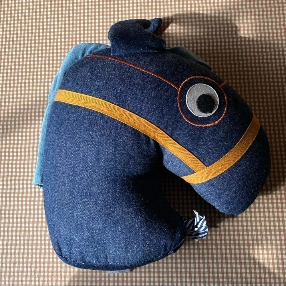 Ferm‎ Living Kids Horse w/eye glasses cushion decor